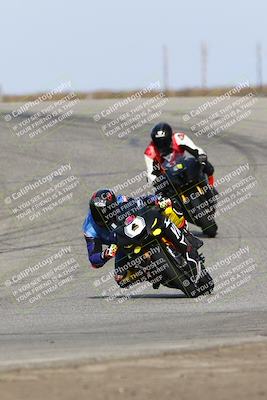 media/Nov-26-2023-TrackDaz (Sun) [[64ad8cfd8f]]/Mock Race/Outside Grapevine/